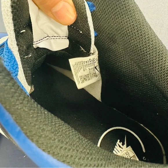 Nike High Tops ⛹🏻♂️ - Picture 4 of 4